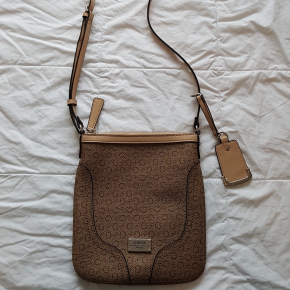 guess tan crossbody bag